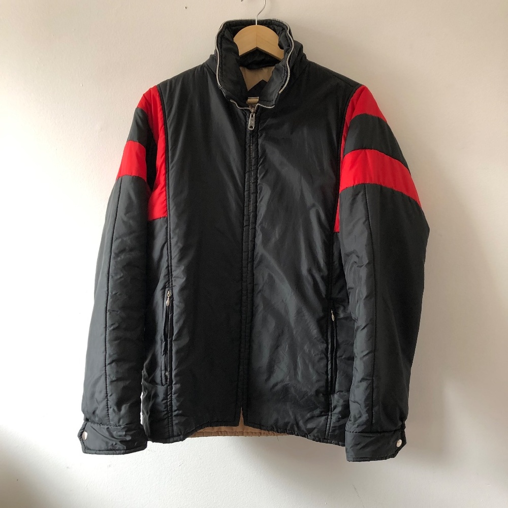 Vintage Polno Black and Red Puffer Jacket. Size M.